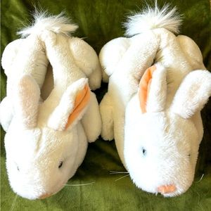 fuzzy bunny slippers w/sharp teeth